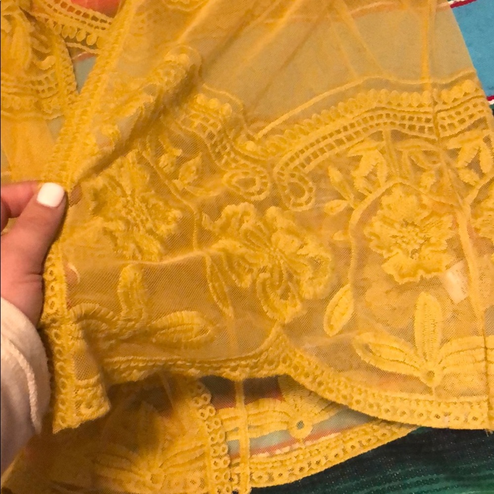 Lace duster! - Picture 3 of 4